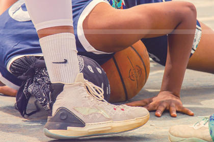 NBA季后赛三分命中率跌破三成